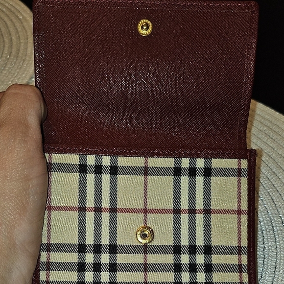 Authentic Burberry Vintage Nova Check Wallet - Brand New Condition - Picture 8 of 16